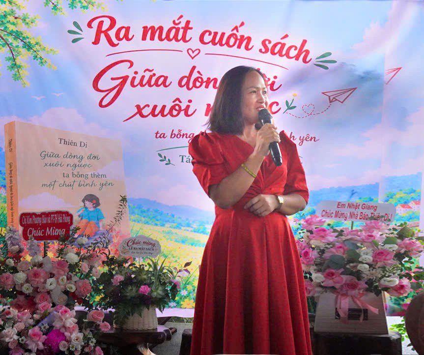 Một khoảnh khắc trên sân khấu